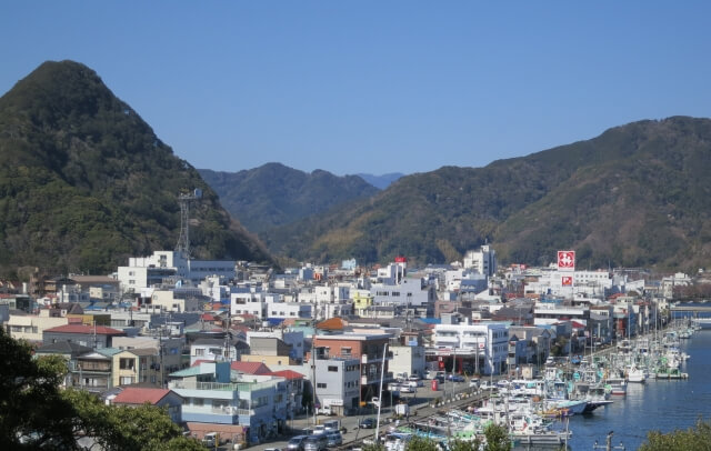 下田周辺 条件付き無料 安い駐車場を解説 最大料金ありや1時間100円も