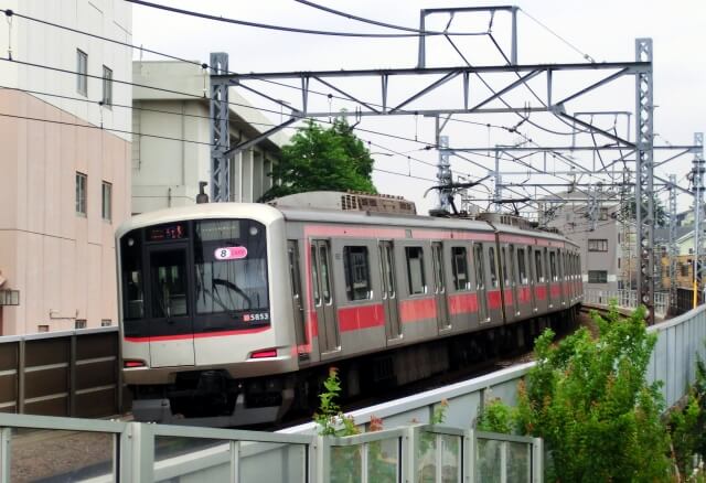 綱島駅 最大料金の安い駐車場を東西別に解説 24時間上限ありも