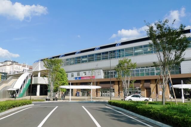 【流山おおたかの森駅】最大料金の安い駐車場まとめ。1時間100円も！