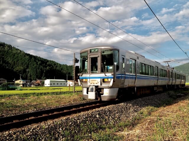 西金沢駅 新西金沢駅 料金の安い駐車場を解説 24時間上限ありも