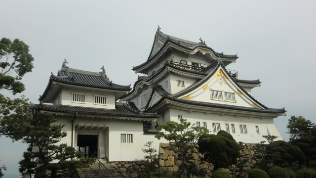 東岸和田駅 最大料金の安い駐車場を東口 西口別に解説 24時間上限ありも