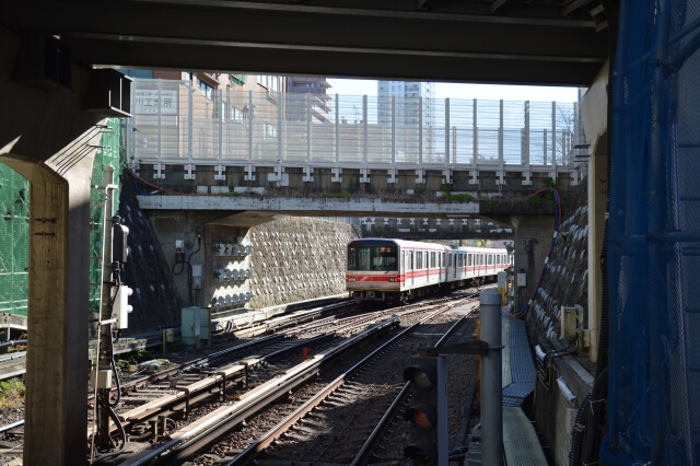 新高円寺駅 最大料金の安い駐車場を北口 南口別に解説 24時間上限ありも