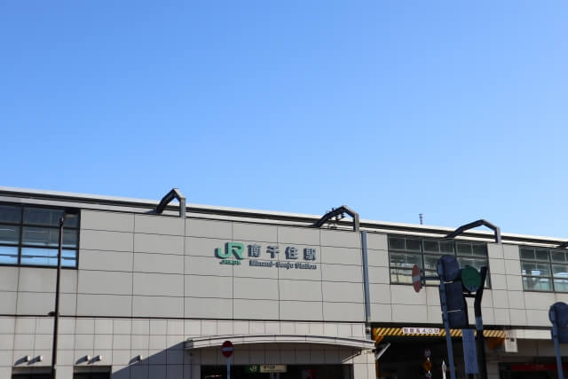 南千住駅 安い駐車場を西口 東口 南口別に解説 24時間上限ありも