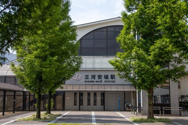 三河安城駅 1泊 連泊に 24時間の最大料金の安い駐車場を解説 1時間100円も