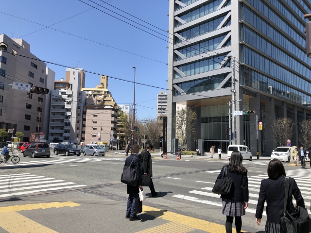 福岡の薬院駅 最大料金の安い駐車場を北口南口別に解説 1時間0円も