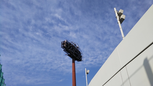 【浦和駒場スタジアム】駐車場は？周辺の予約できる駐車場や安い駐車場まとめ。
